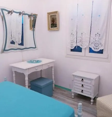 Yacht Front - No 1 * Ios