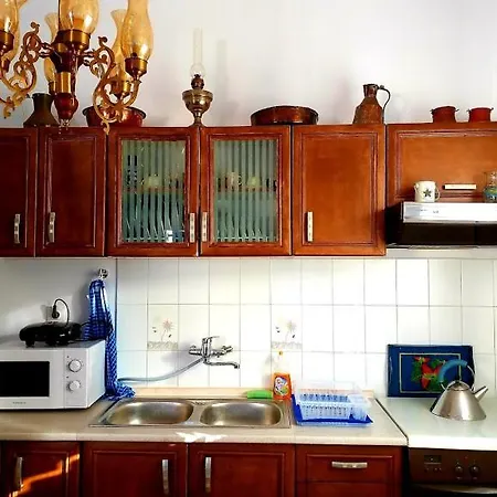 Apartment Yacht Front - No 1