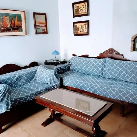 Yacht Front - No 1 Apartment